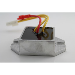 Spannungsregler 845907
